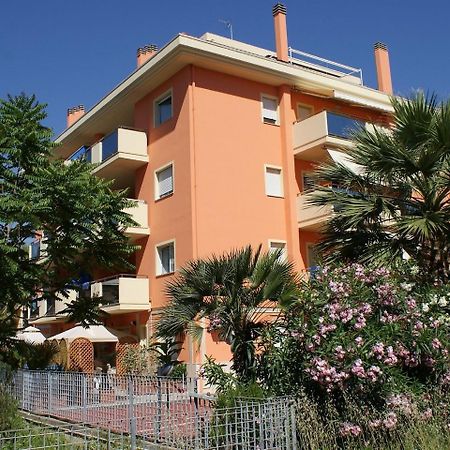 Apartment Azzurra By Interhome Porto d'Ascoli Dış mekan fotoğraf